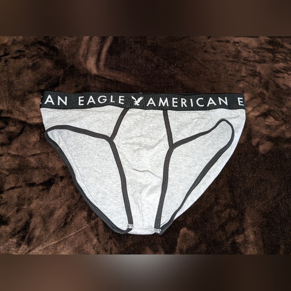 Men's American Eagle brief size L